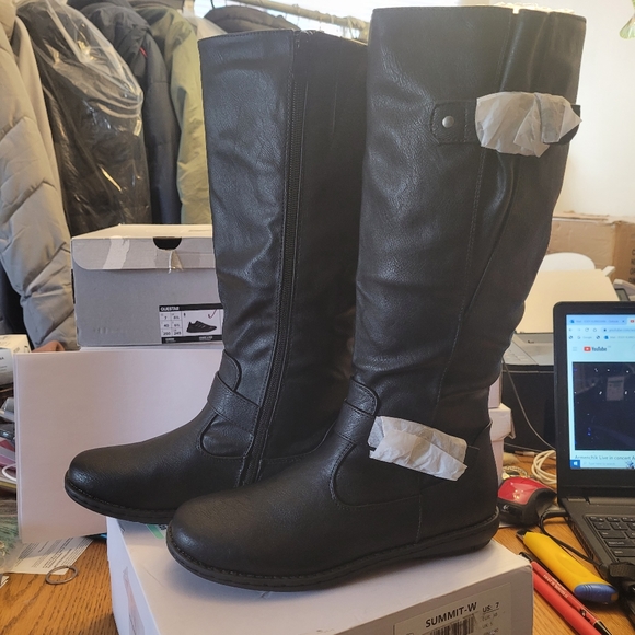 Ladies Wide Calf boots - Picture 1 of 11